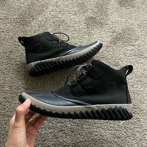 Sorel Black and Gray Ankle Booties